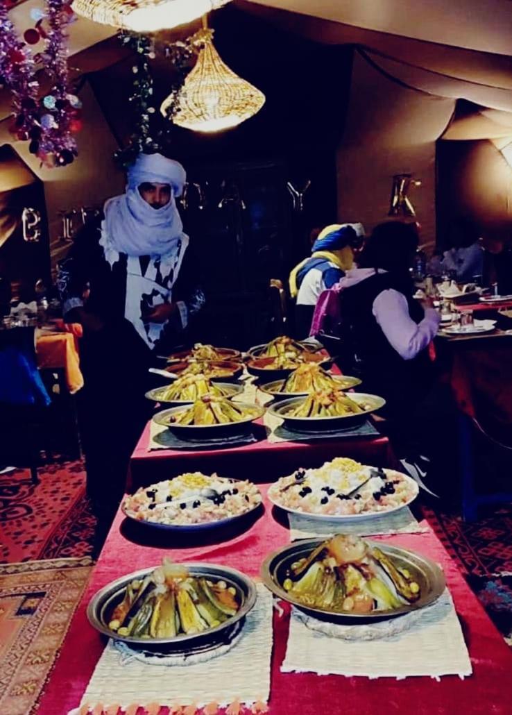 Tafouyte Luxury Camp Hotell Merzouga Rum bild