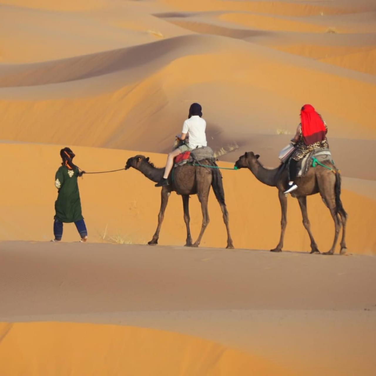 Tafouyte Luxury Camp Hotell Merzouga Exteriör bild