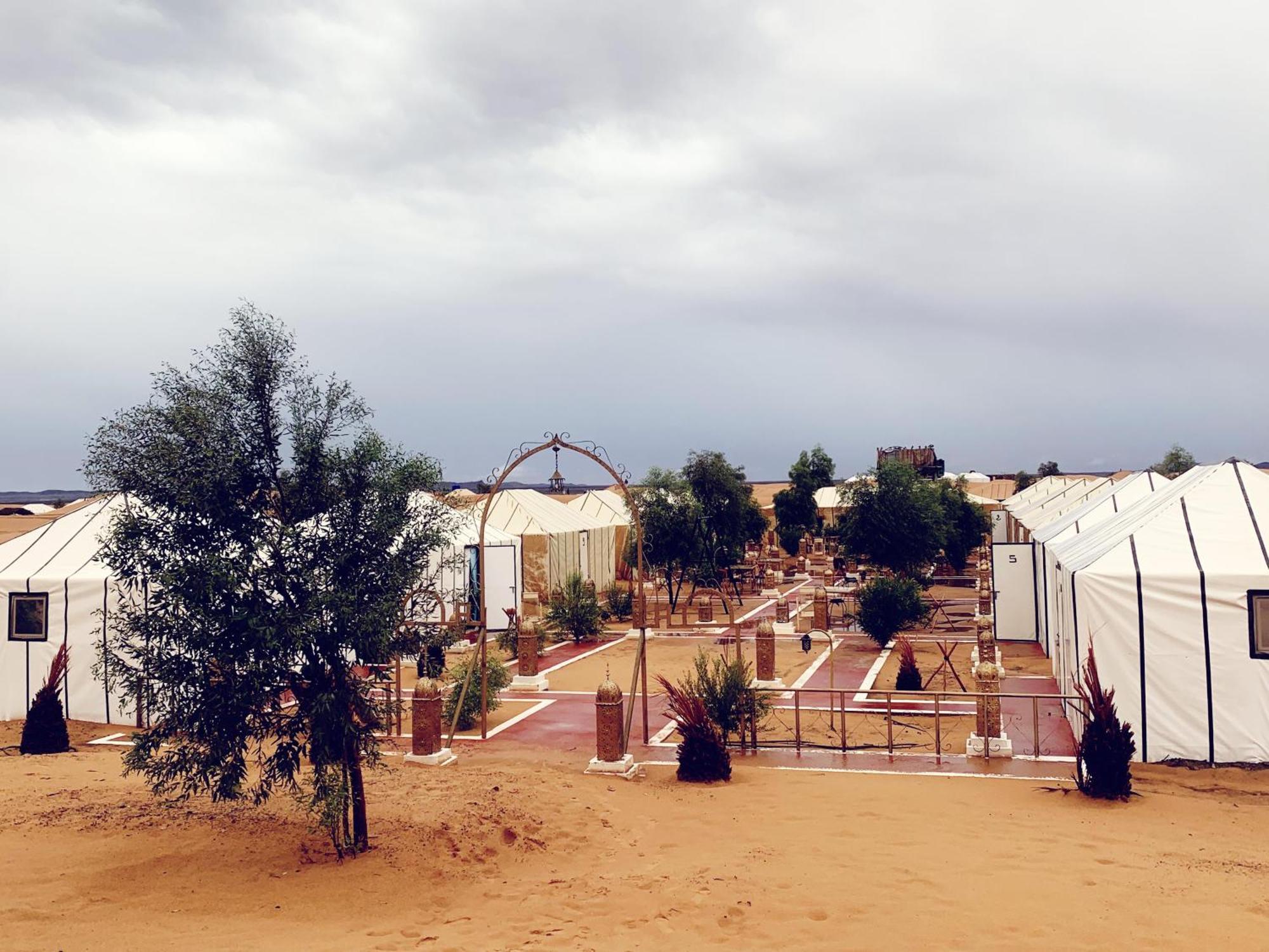 Tafouyte Luxury Camp Hotell Merzouga Exteriör bild